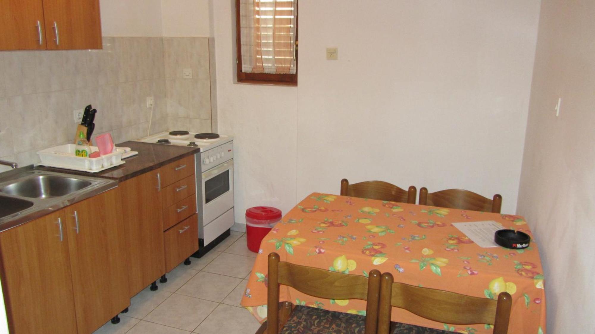 Bell Tower Apartments Тисно Стая снимка
