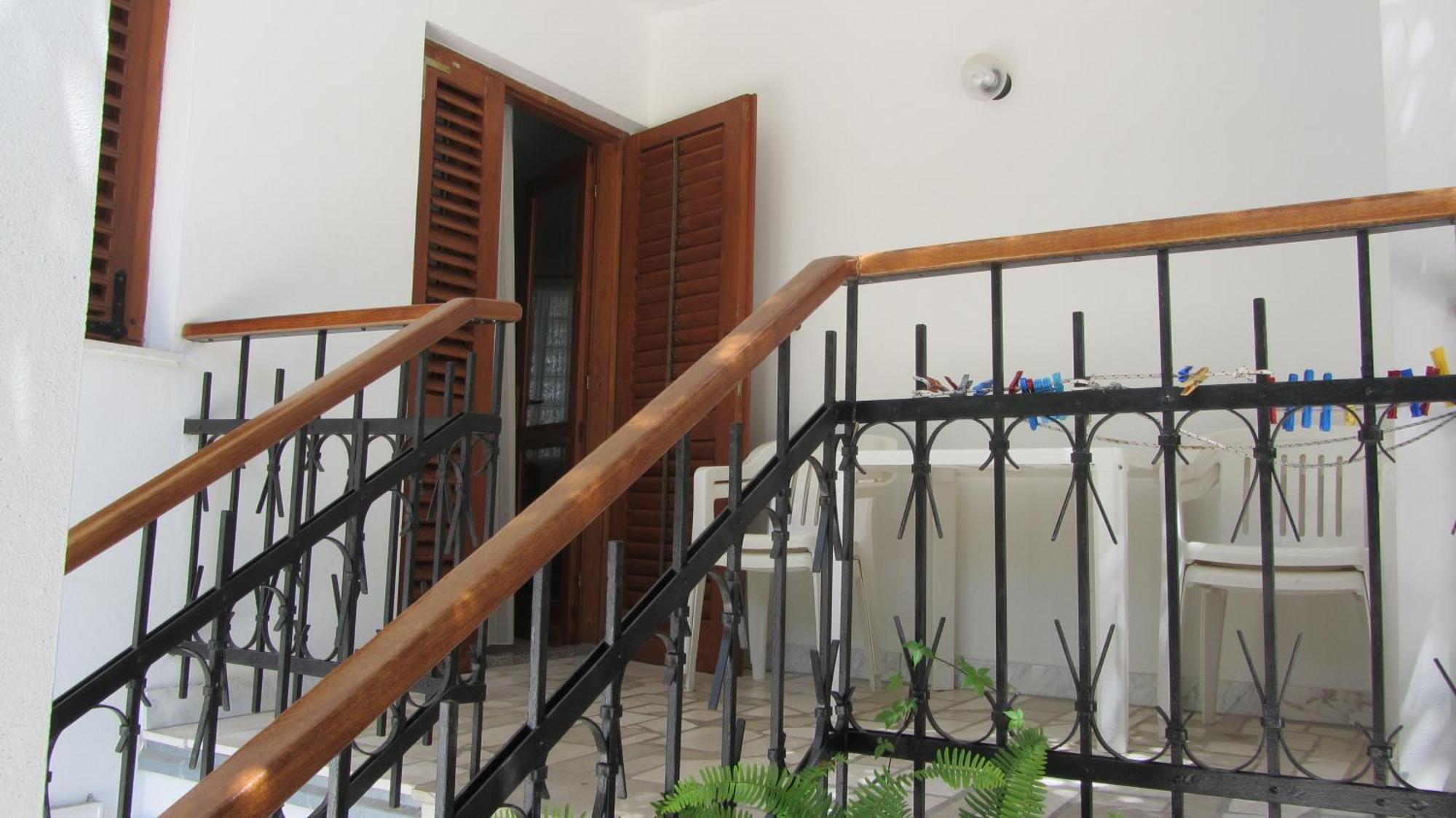 Bell Tower Apartments Тисно Стая снимка